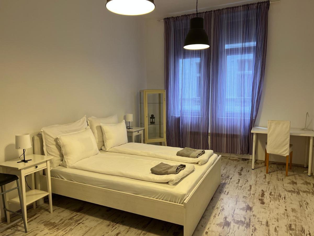 Kiko'S Forest Apartment Будапеща Екстериор снимка